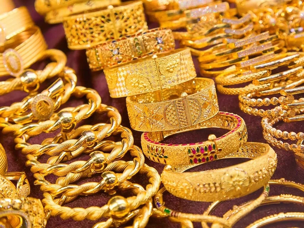 gold jewelery