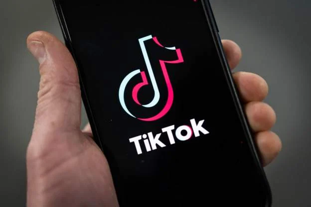 tiktok CiOfzN3Dak